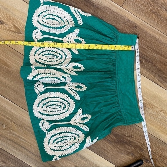 NICK & Mo Mini Skirt, Flared Style - Embroidered Cream Details size - Picture 7 of 7